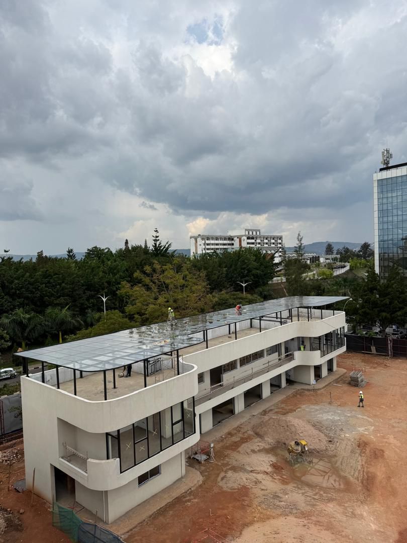 Polycarbonate Roofing Excellence