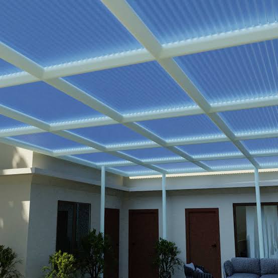 Solid vs Hollow Polycarbonate Sheets: 2026 Guide | BHD